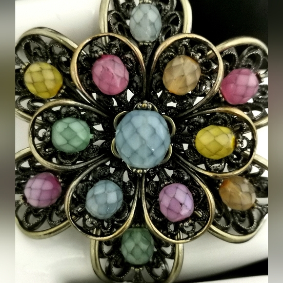 Joan Rivers Brooch Pin with faceted stones and metal scrolls - Muiti-colored - Picture 3 of 9
